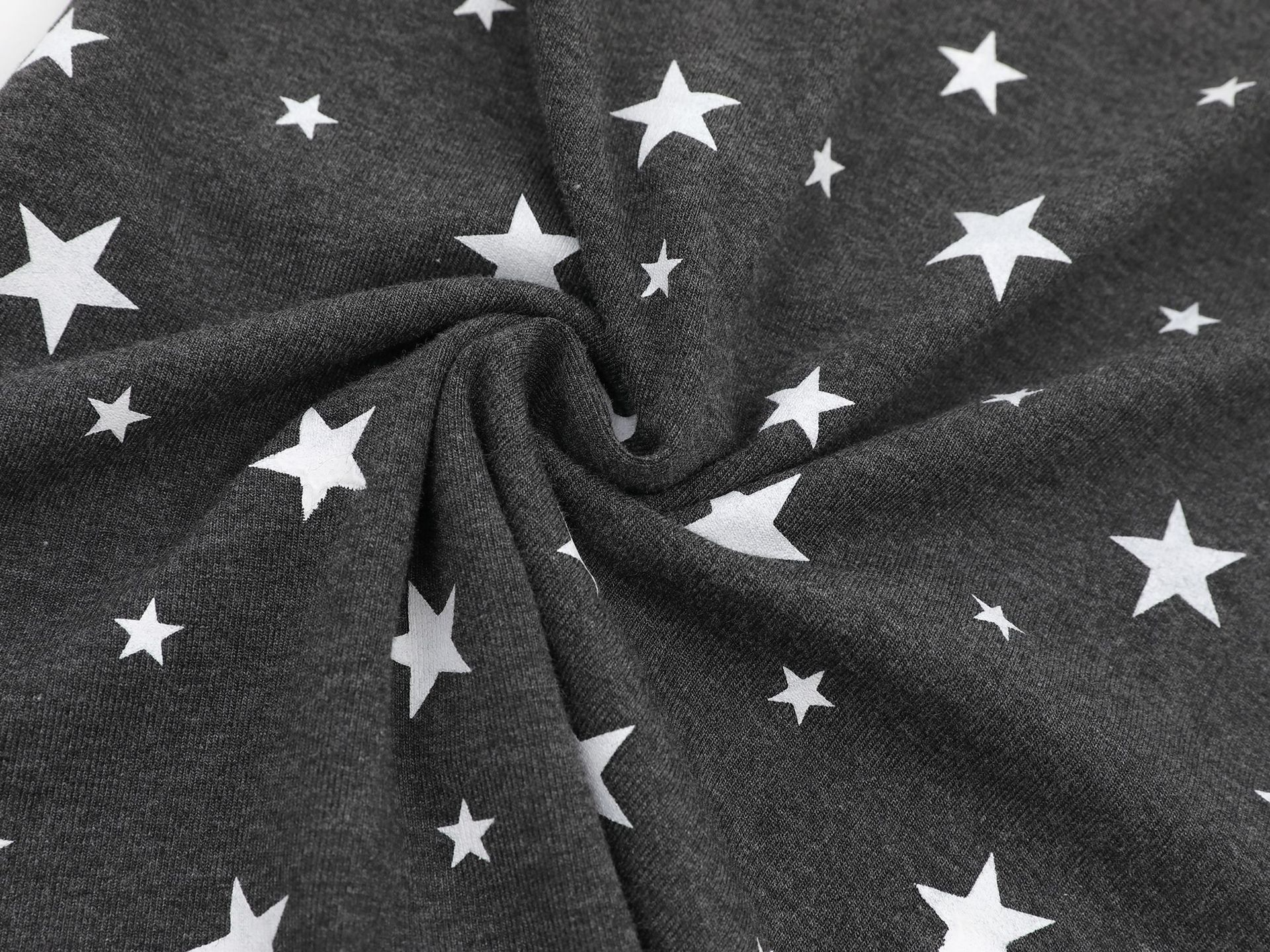 スター柄プリント VネックロングスリーブTシャツ
