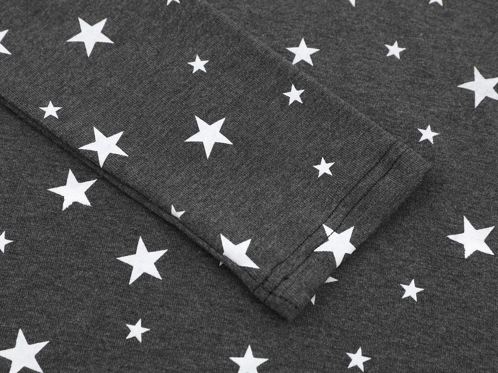 スター柄プリント VネックロングスリーブTシャツ